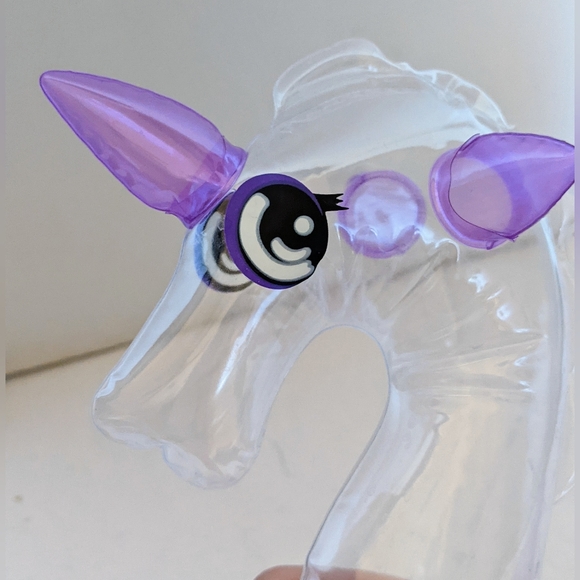 Inflatable Glitter Unicorn For Barbie Dolls - Picture 10 of 11